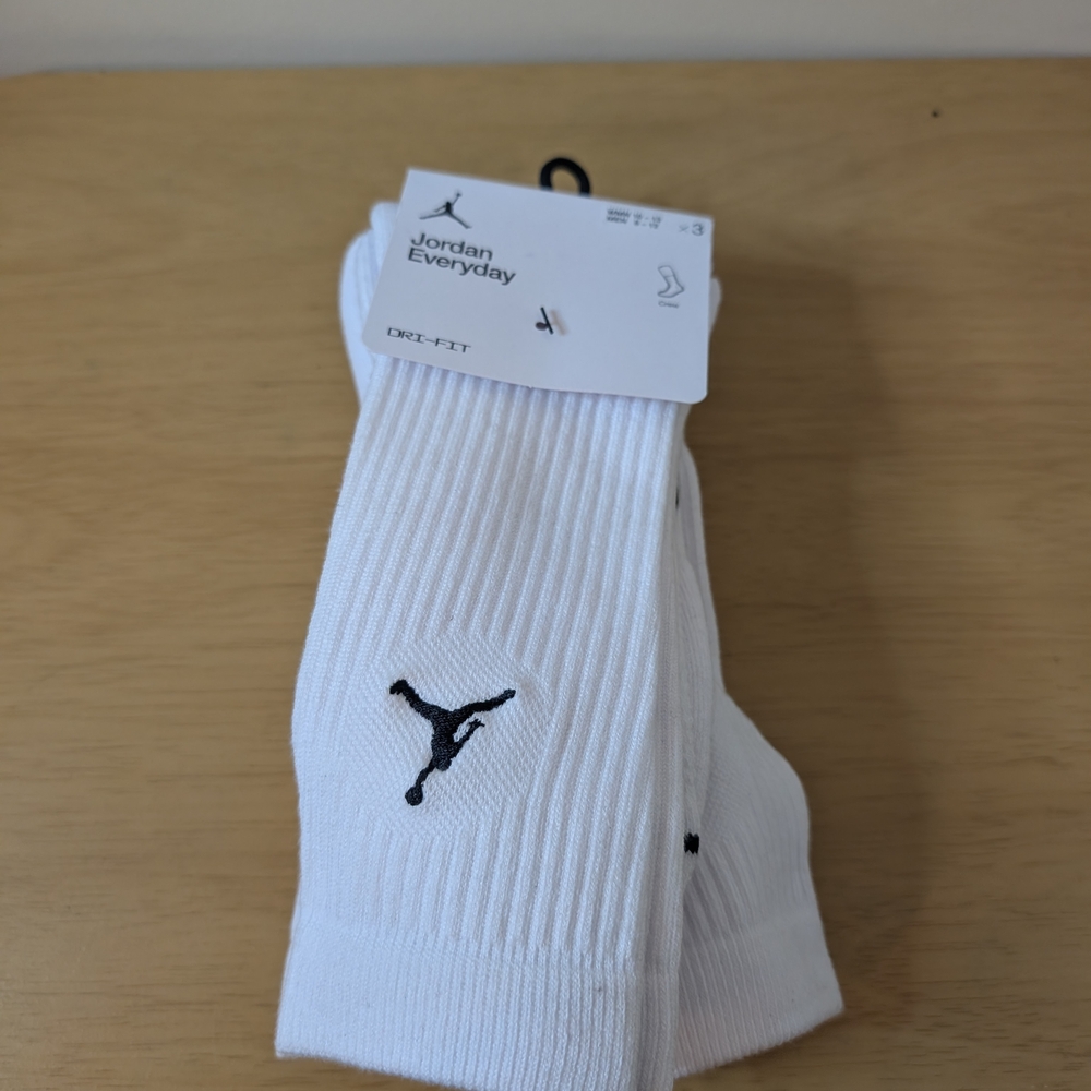 Nike Jordan Everyday Crew 3 Pack Socks DX9632-100 Dri-Fit White SZ L (8-12) - Picture 3 of 6